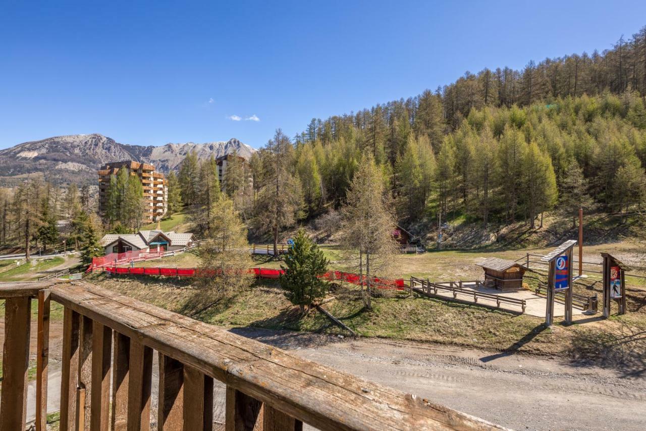Le 1650 By Infini Mountain Aparthotel Les Orres Exterior photo